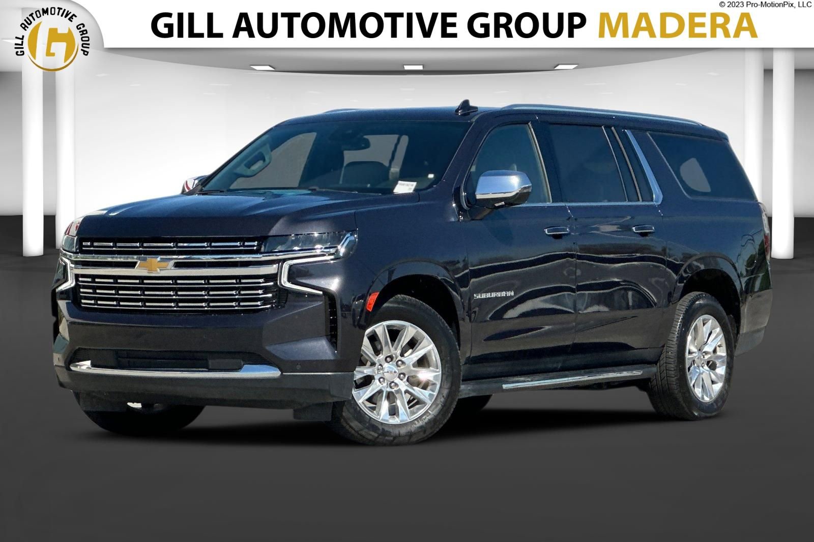Used 2023 Chevrolet Suburban Premier image 1