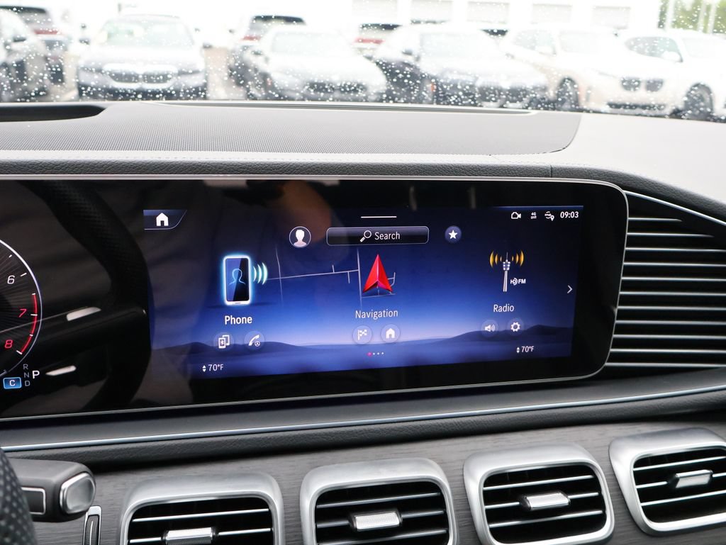 Used 2024 Mercedes-Benz GLS 580 4MATIC image 24