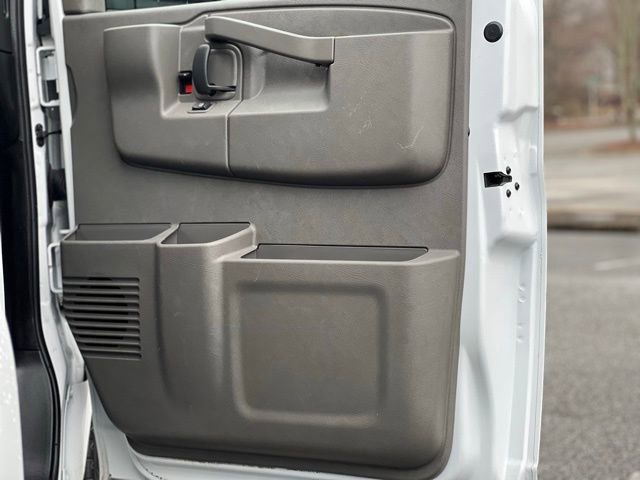 Used 2023 Chevrolet Express 3500 LS image 17