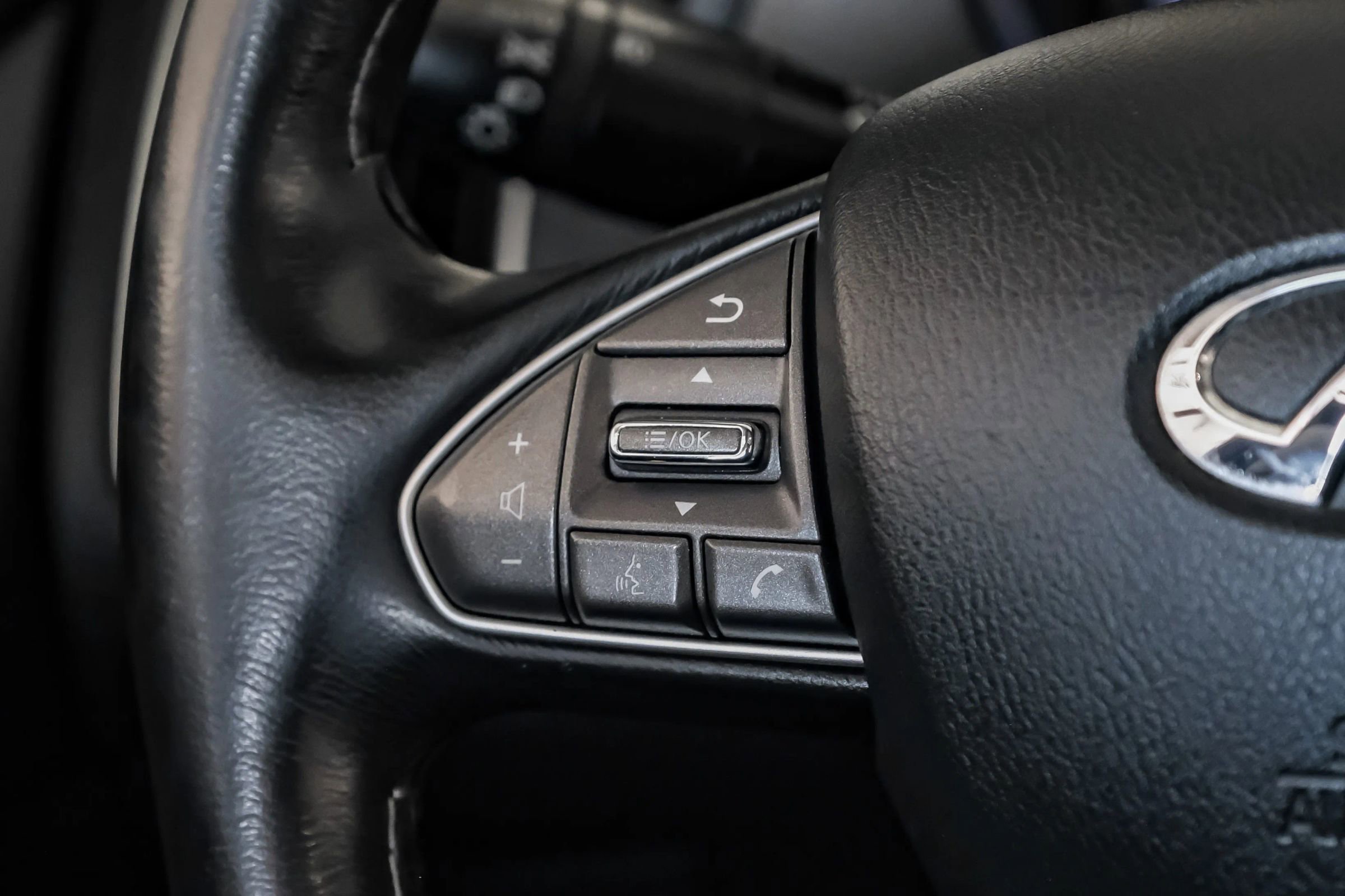 Used 2017 INFINITI Q50 3.0t Premium image 15