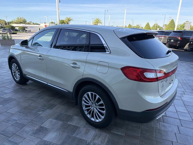 Used 2016 Lincoln MKX Select w/ Select Plus Package image 7