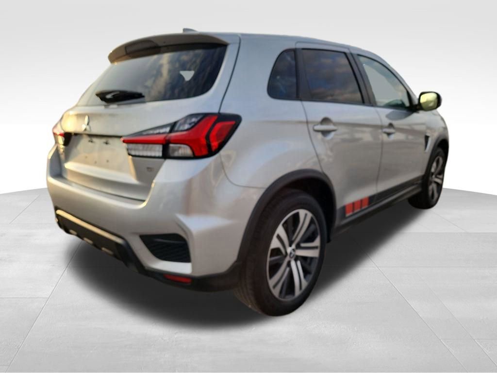 Used 2021 Mitsubishi Outlander Sport SE image 8