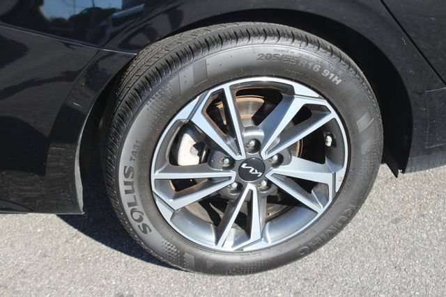 Used 2023 Kia Forte LXS FWD image 34