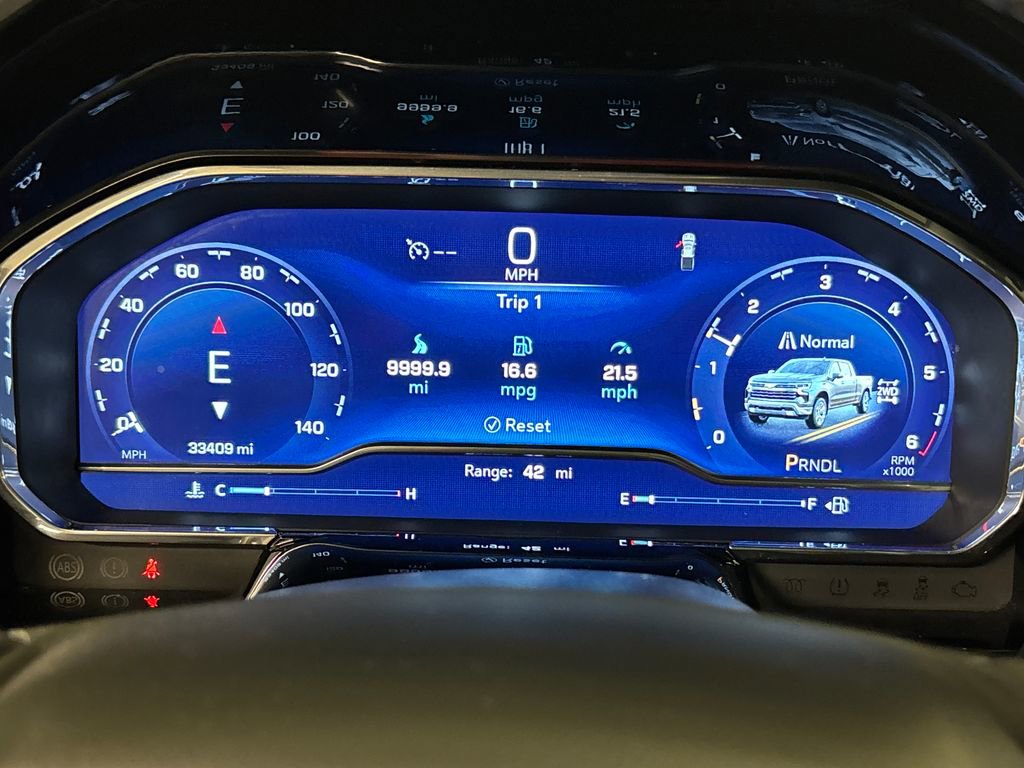 Used 2023 Chevrolet Silverado 1500 LT image 36