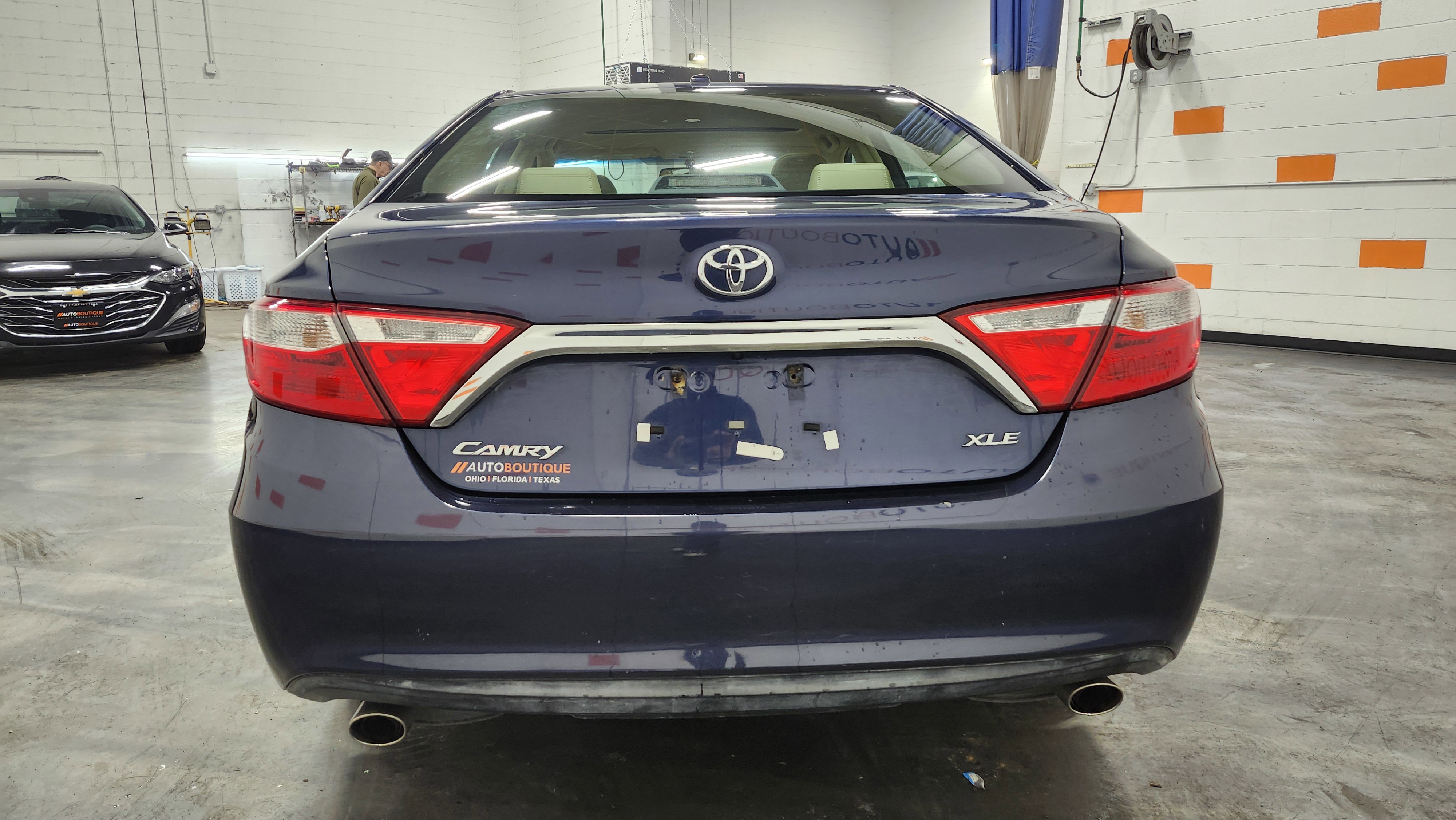 Used 2015 Toyota Camry XLE image 16