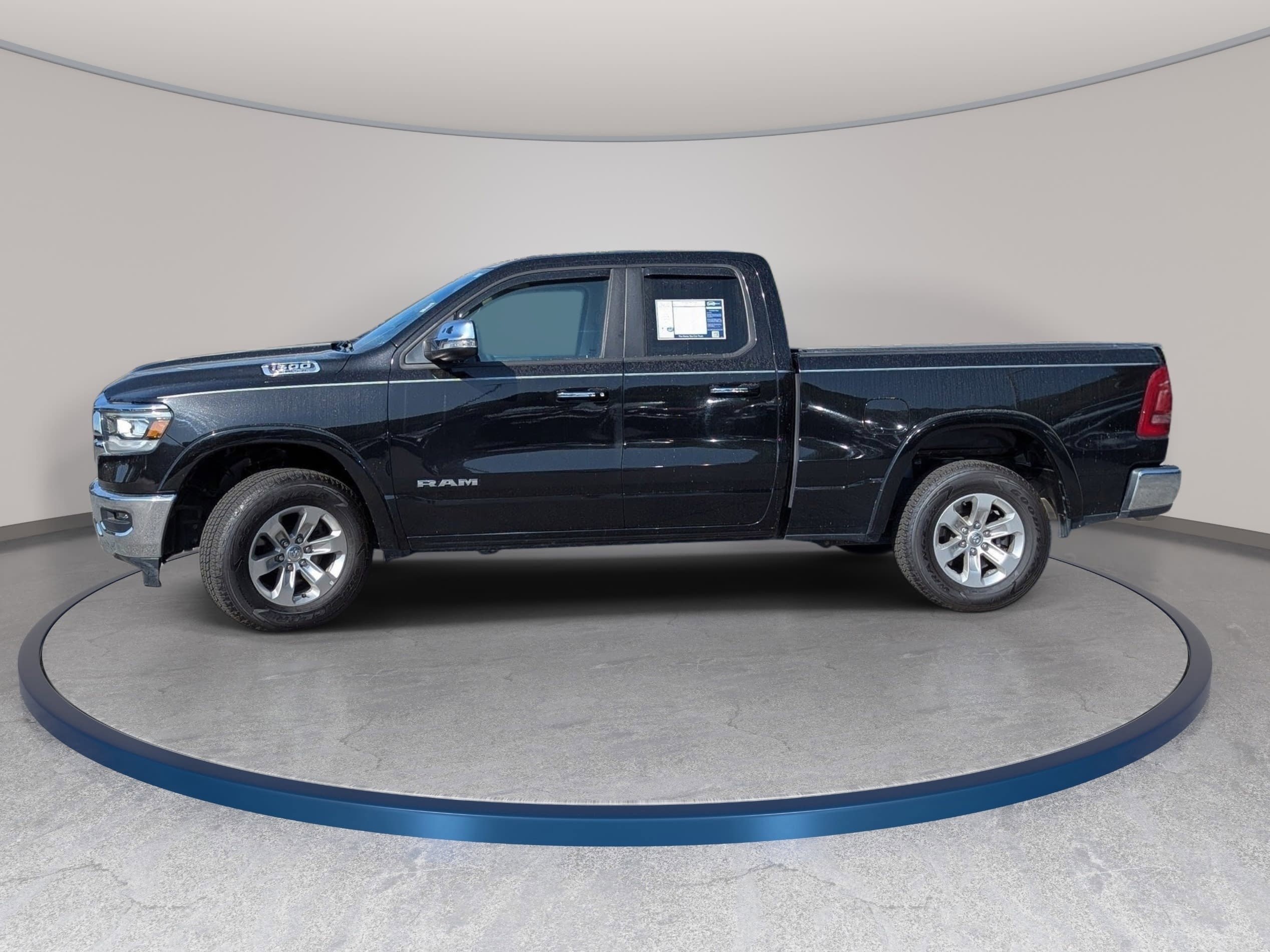 Used 2020 RAM 1500 Laramie AWD/4WD image 8