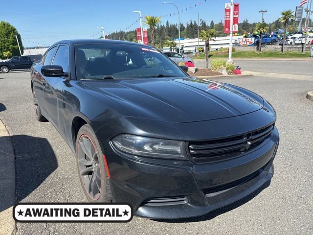 Used 2018 Dodge Charger SXT w/ Blacktop Package