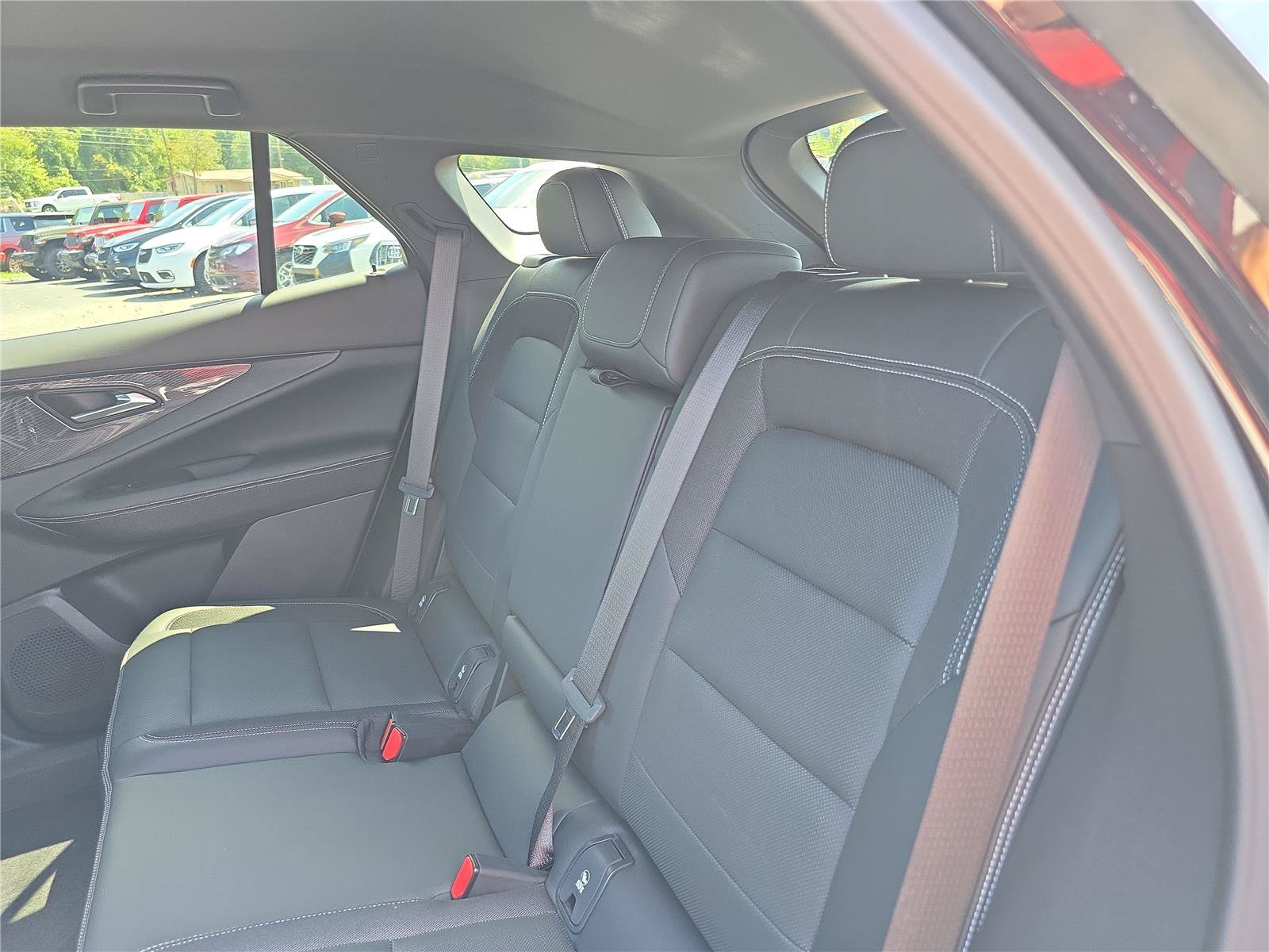 Used 2024 Chevrolet Blazer EV LT AWD/4WD image 14