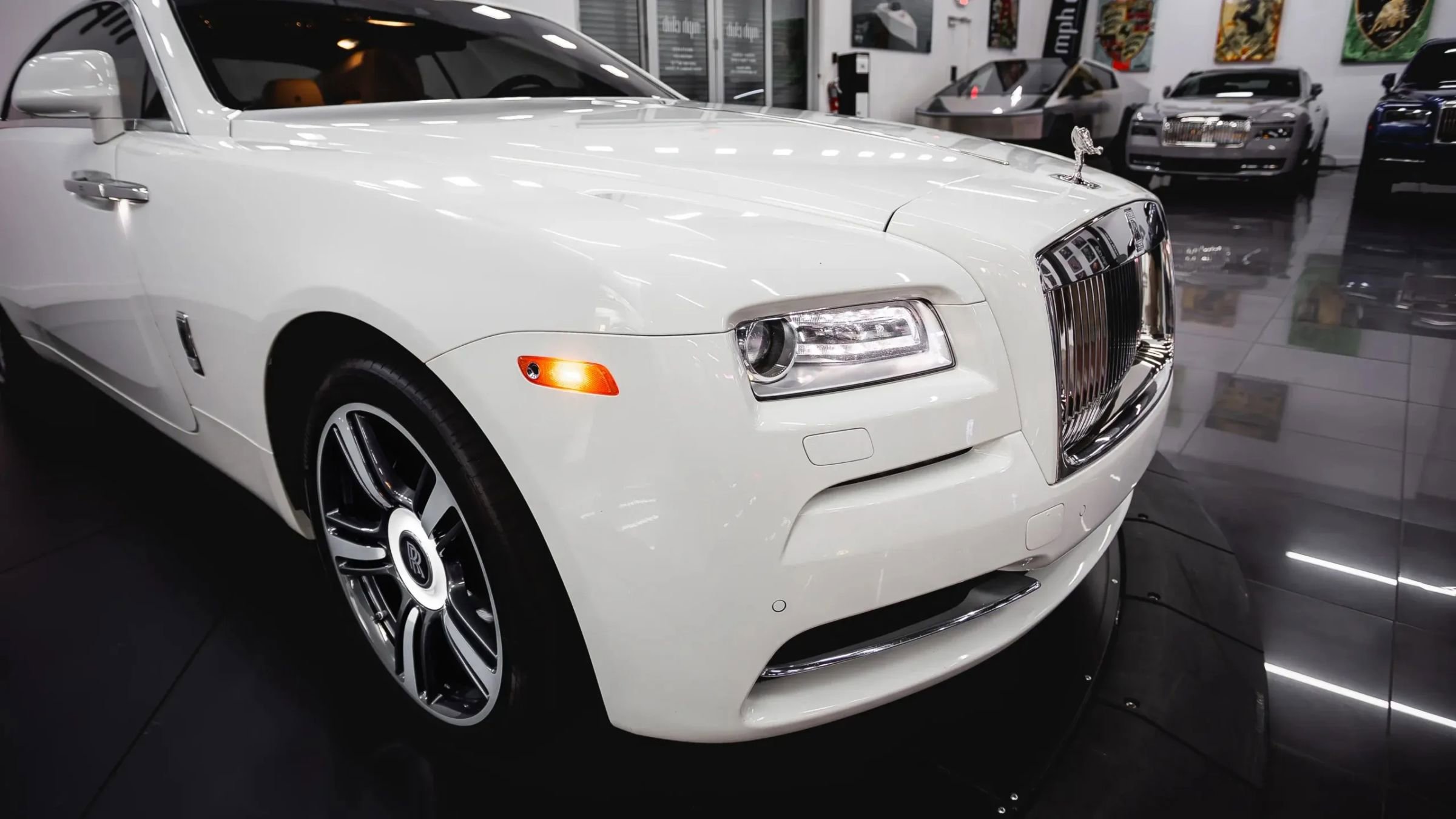 Used 2015 Rolls-Royce Wraith RWD image 13