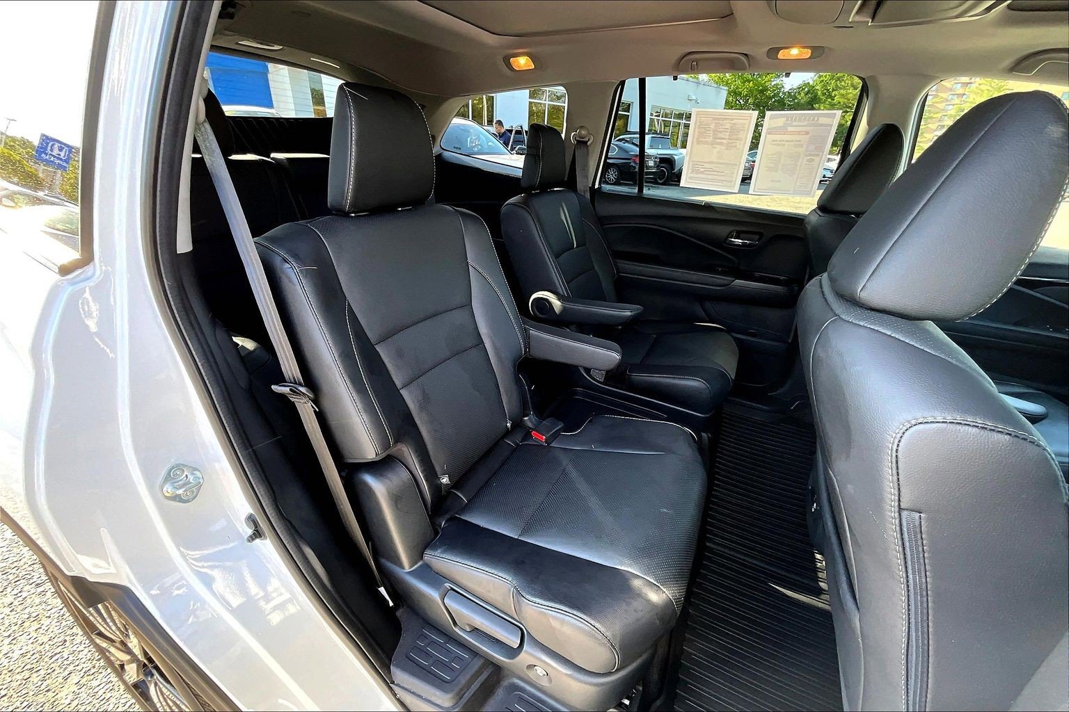 Used 2022 Honda Pilot Elite image 29