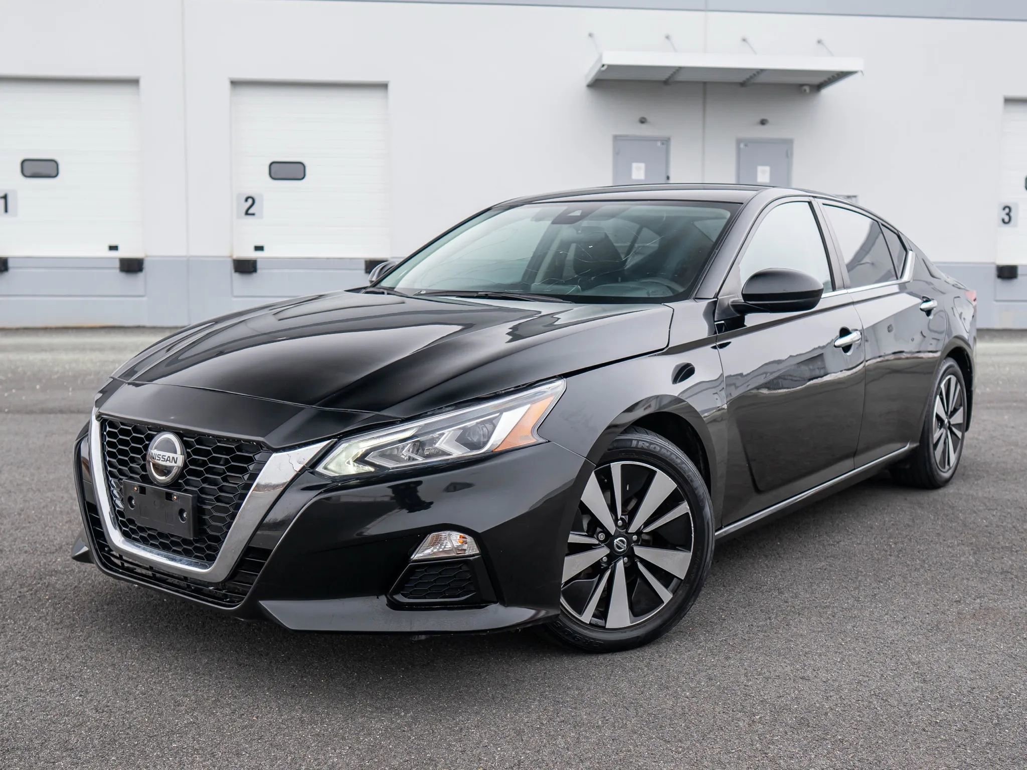 Used 2021 Nissan Altima 2.5 SV
