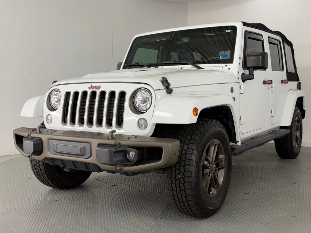 Used 2017 Jeep Wrangler Unlimited Sahara AWD/4WD image 3
