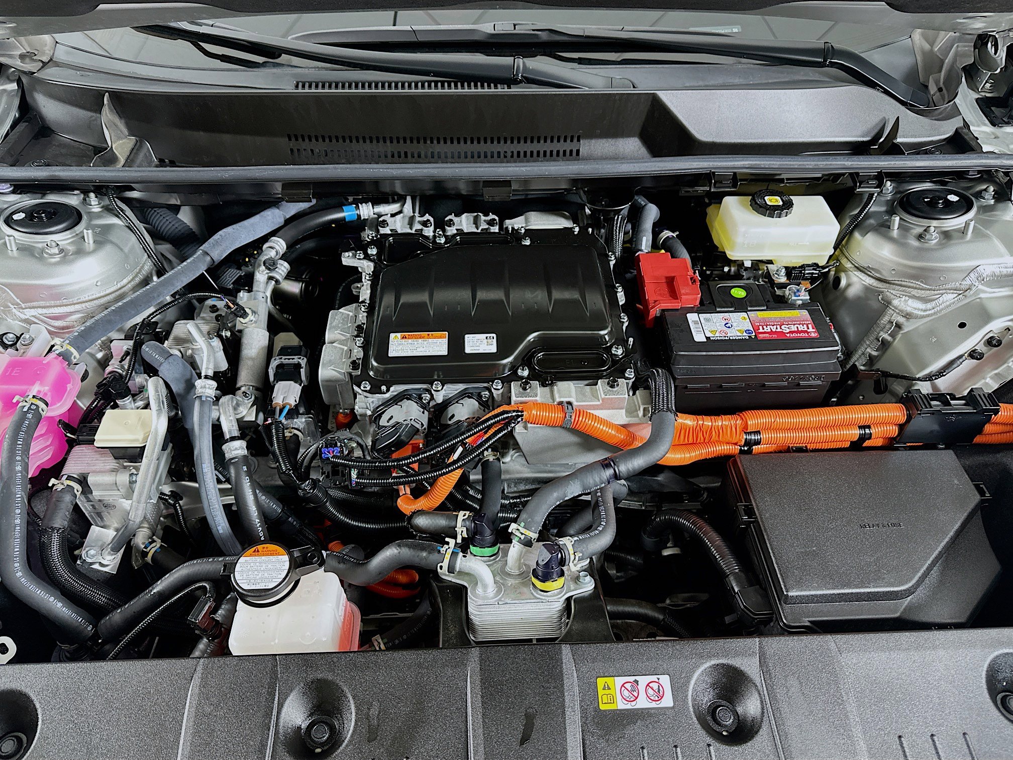 Used 2024 Toyota bZ4X XLE w/ Weather Package image 32