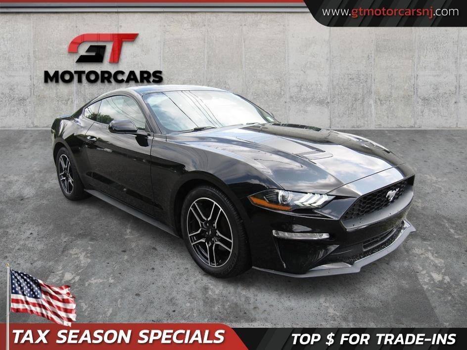 Used 2021 Ford Mustang Premium RWD image 3