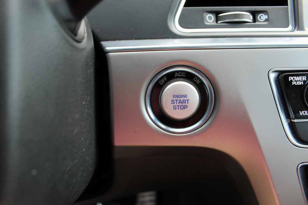 Used 2015 Hyundai Sonata Limited 2.0T FWD image 19