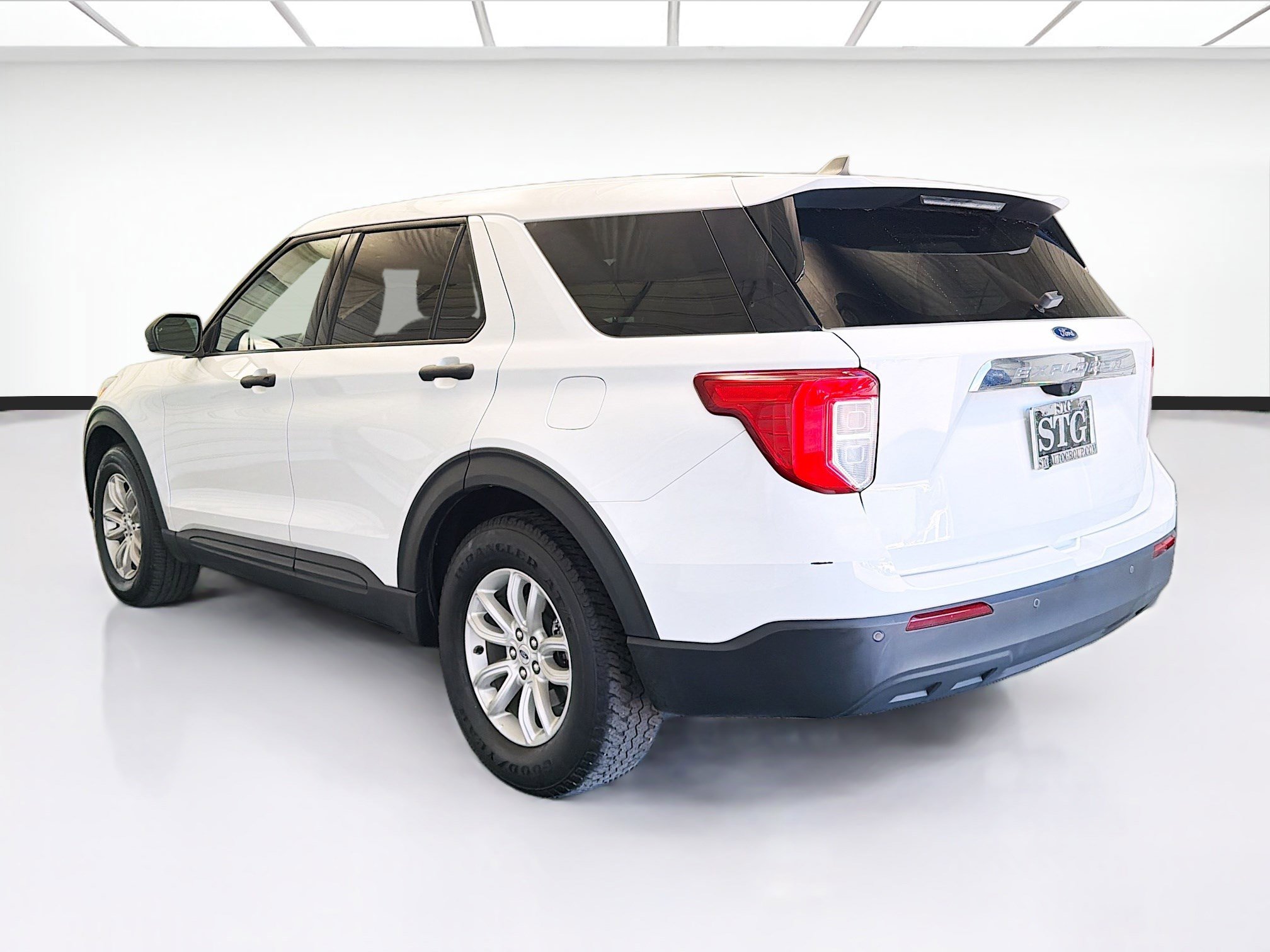 Used 2021 Ford Explorer 2WD image 6
