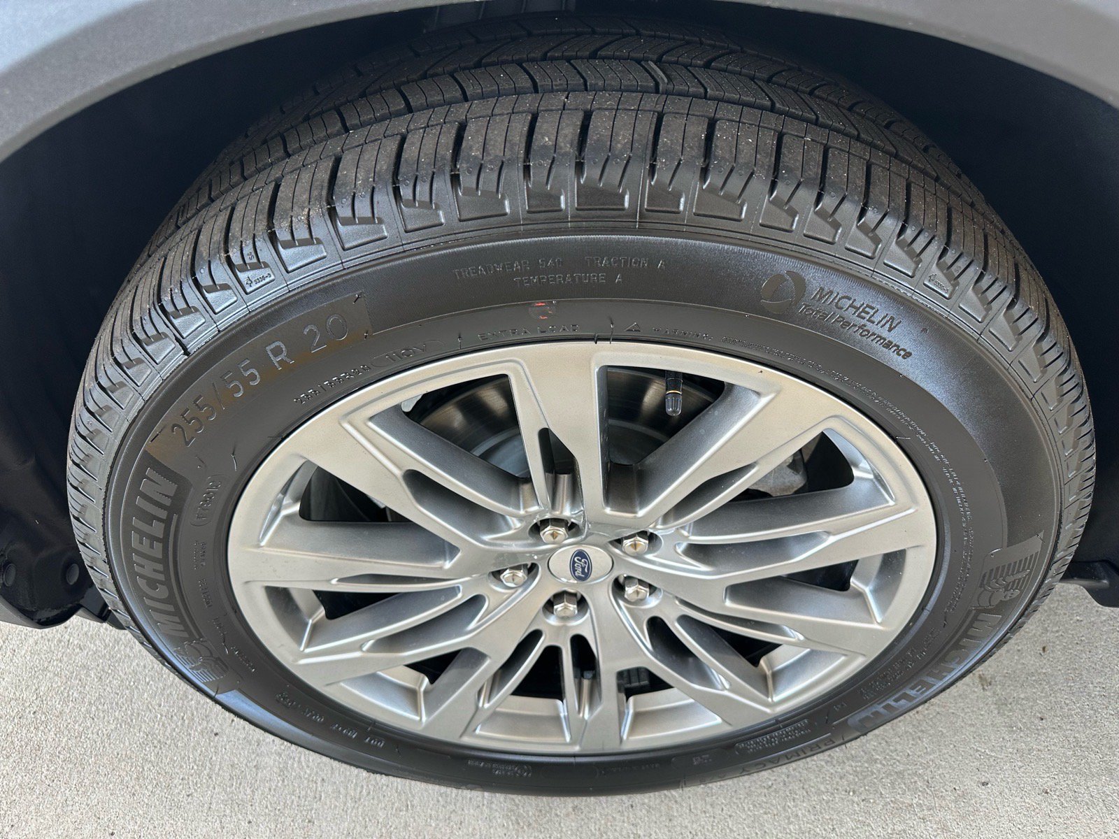 New 2026 Ford Explorer Platinum RWD image 6