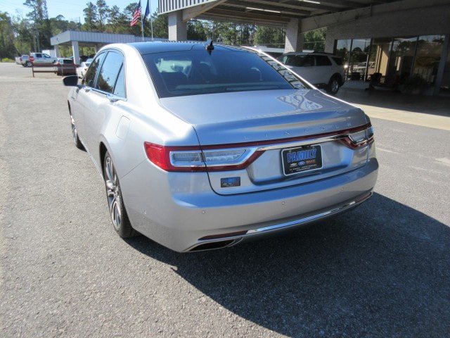 Used 2020 Lincoln Continental Reserve w/ Luxury Package AWD/4WD image 3