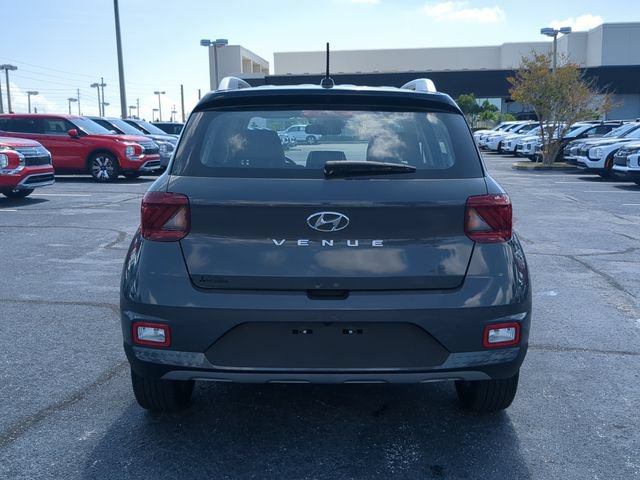 Used 2025 Hyundai Venue Limited FWD image 7