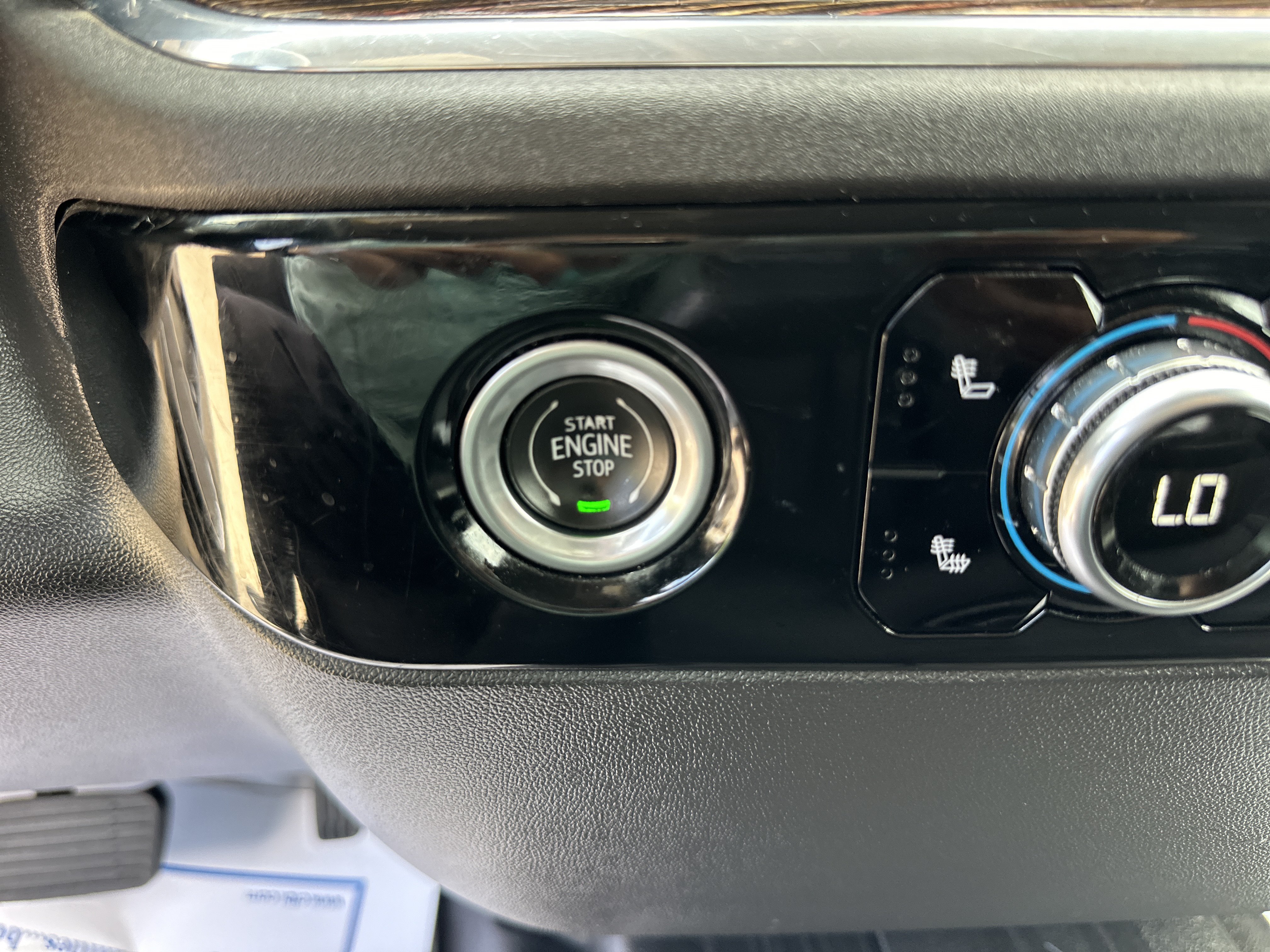 Used 2022 GMC Sierra 1500 Elevation AWD/4WD image 11