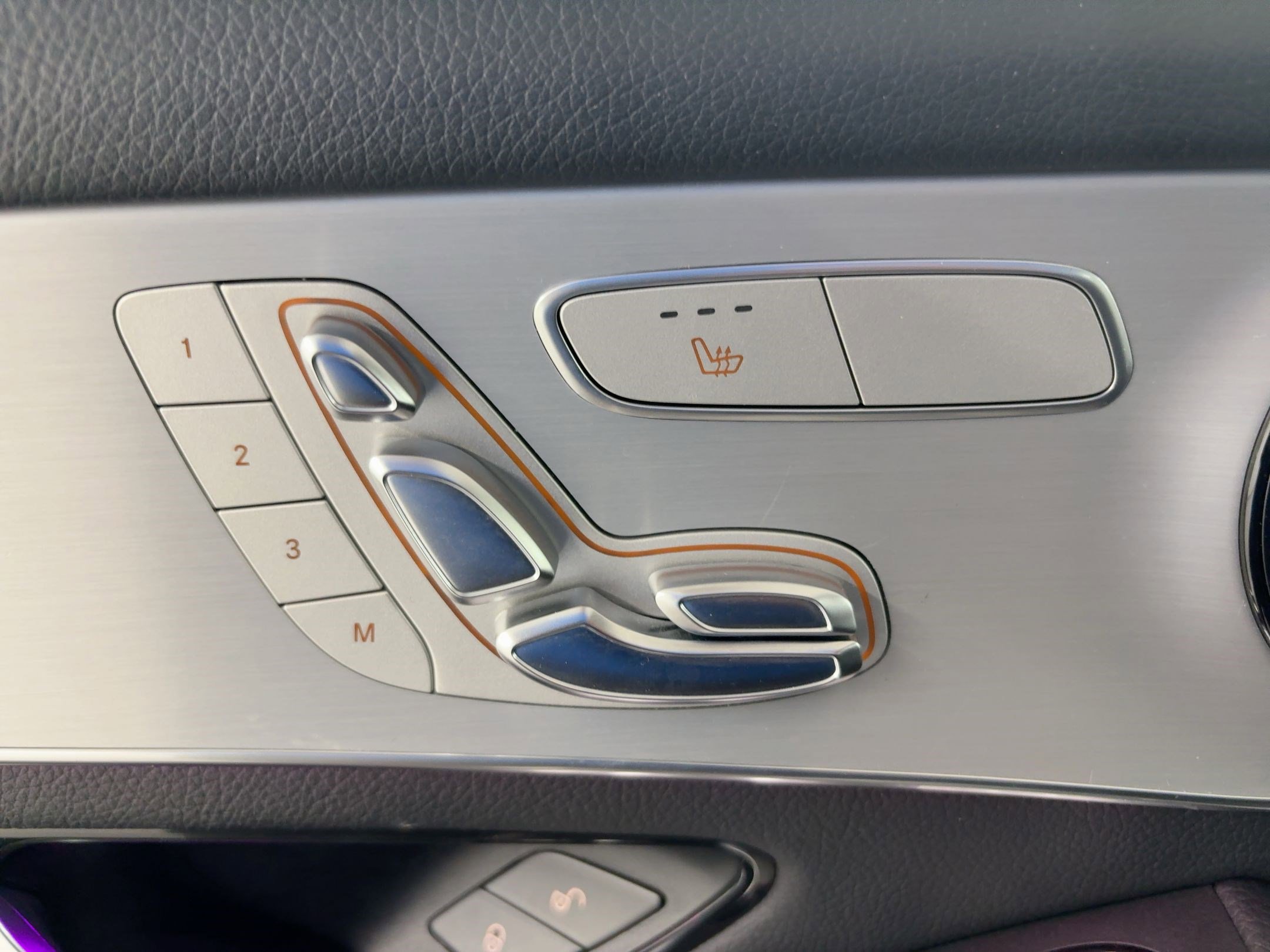 Used 2021 Mercedes-Benz GLC 300 GLC 300 image 23