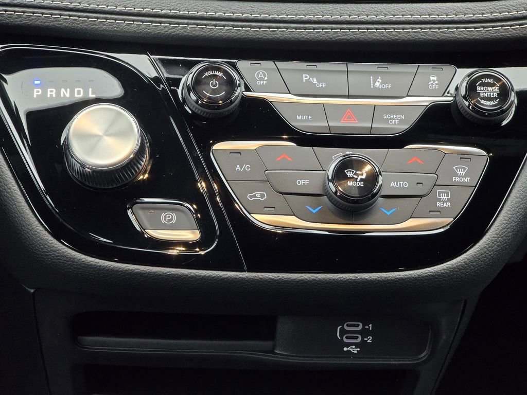 New 2026 Chrysler Pacifica Select image 29