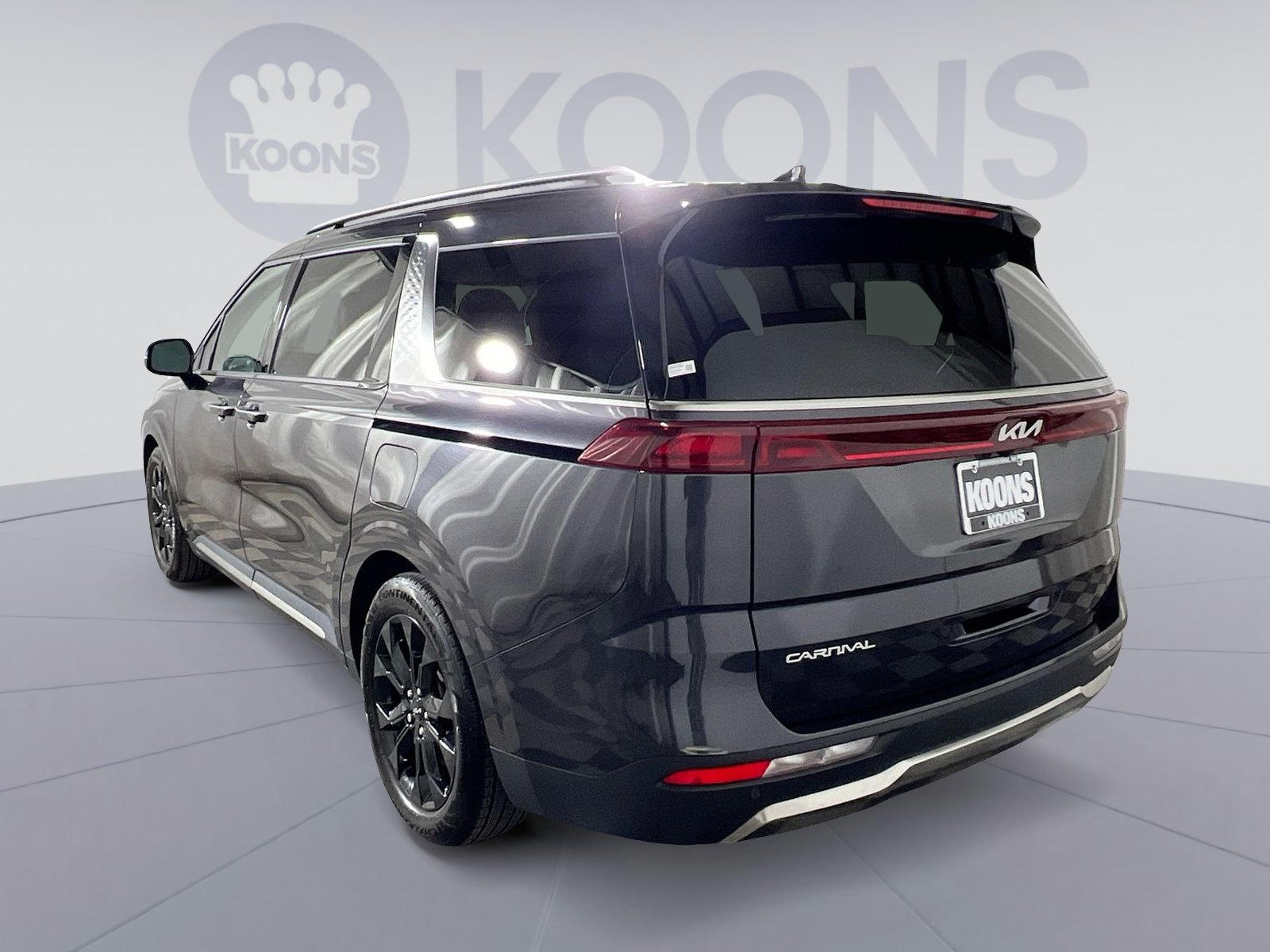 Used 2023 Kia Carnival SX image 4