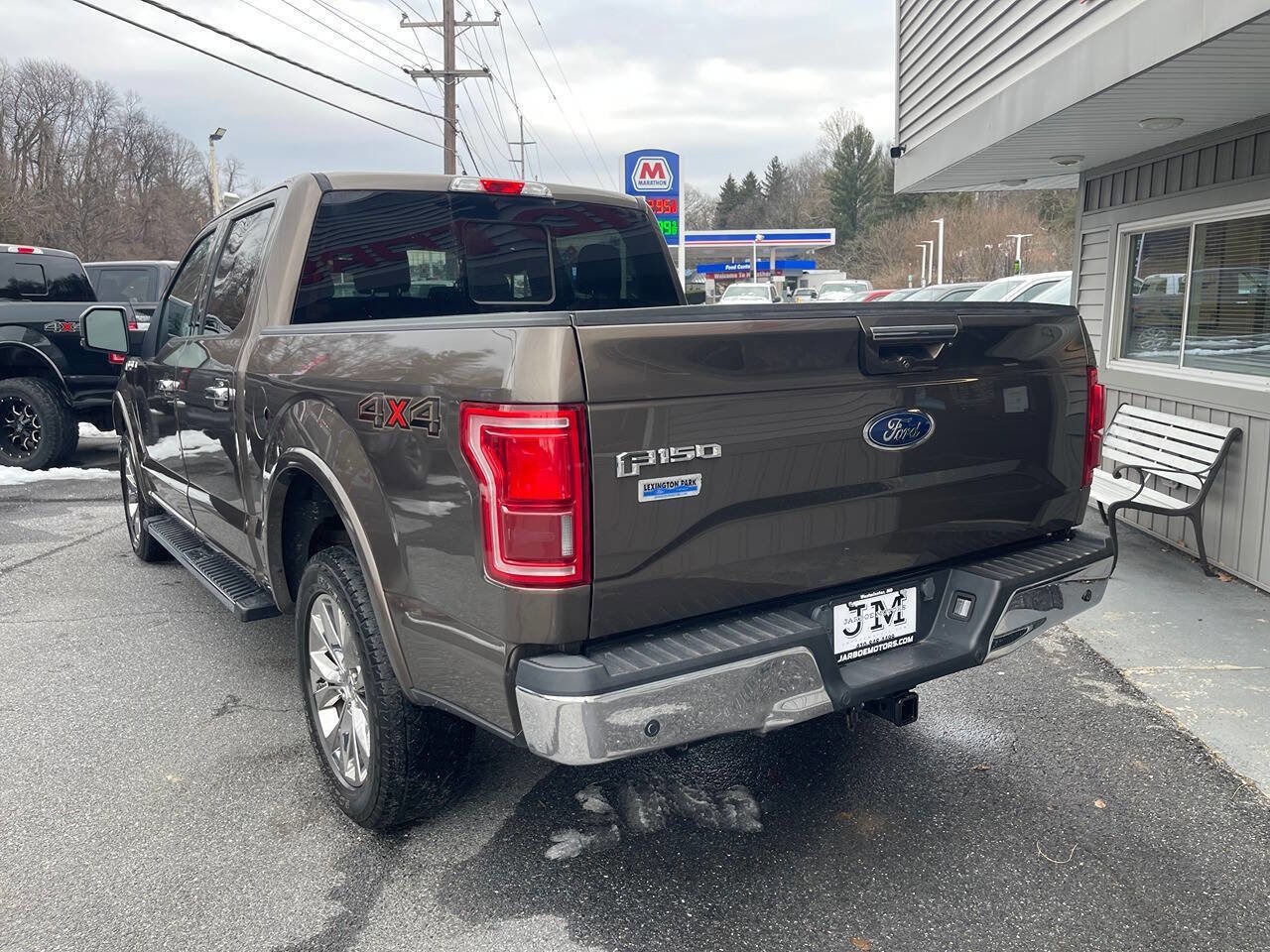 Used 2017 Ford F150 Lariat image 5