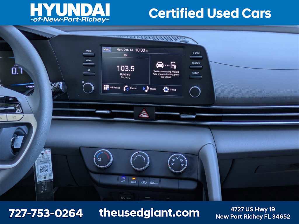 Used 2025 Hyundai Elantra SE image 18
