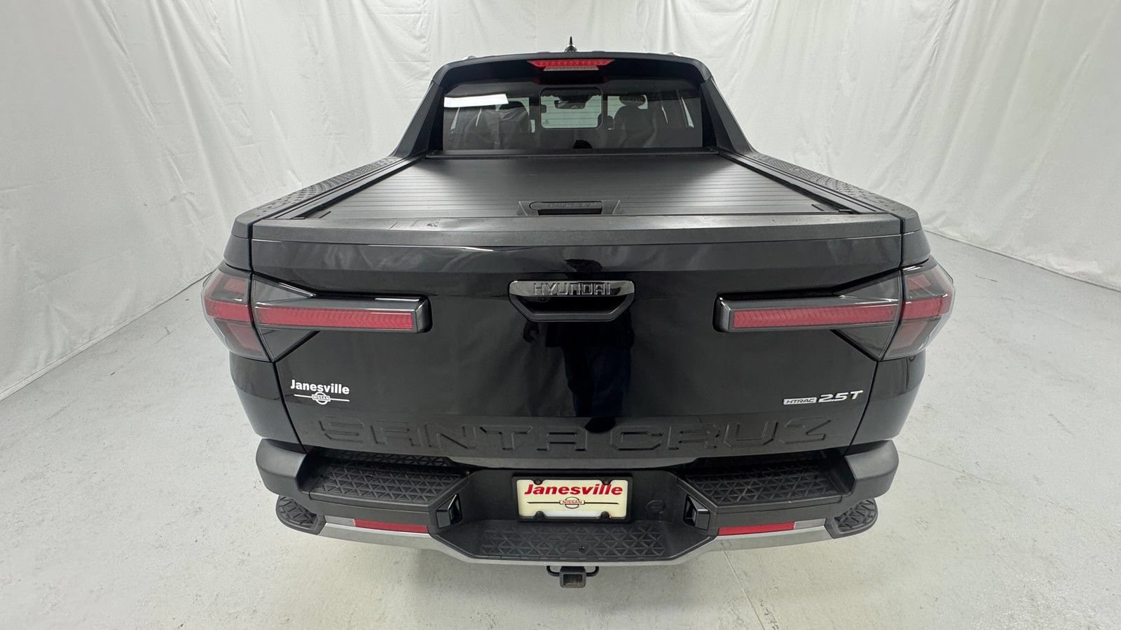 Used 2023 Hyundai Santa Cruz Limited AWD/4WD image 4