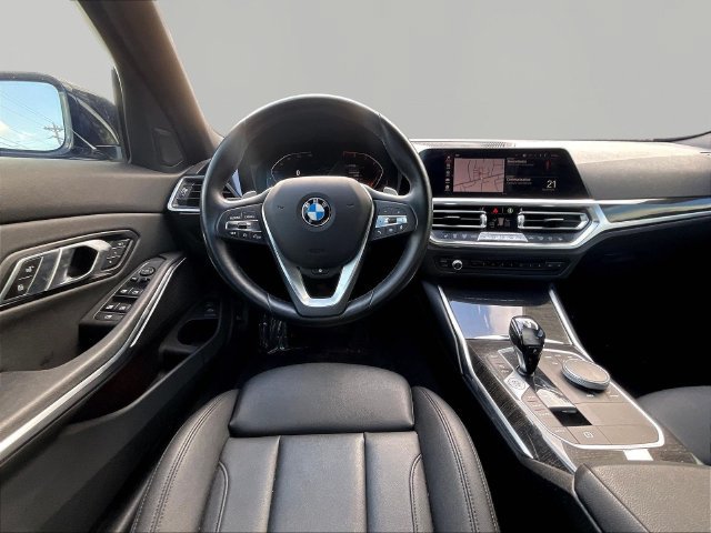 Used 2021 BMW 330i Sedan w/ Premium Package RWD image 10