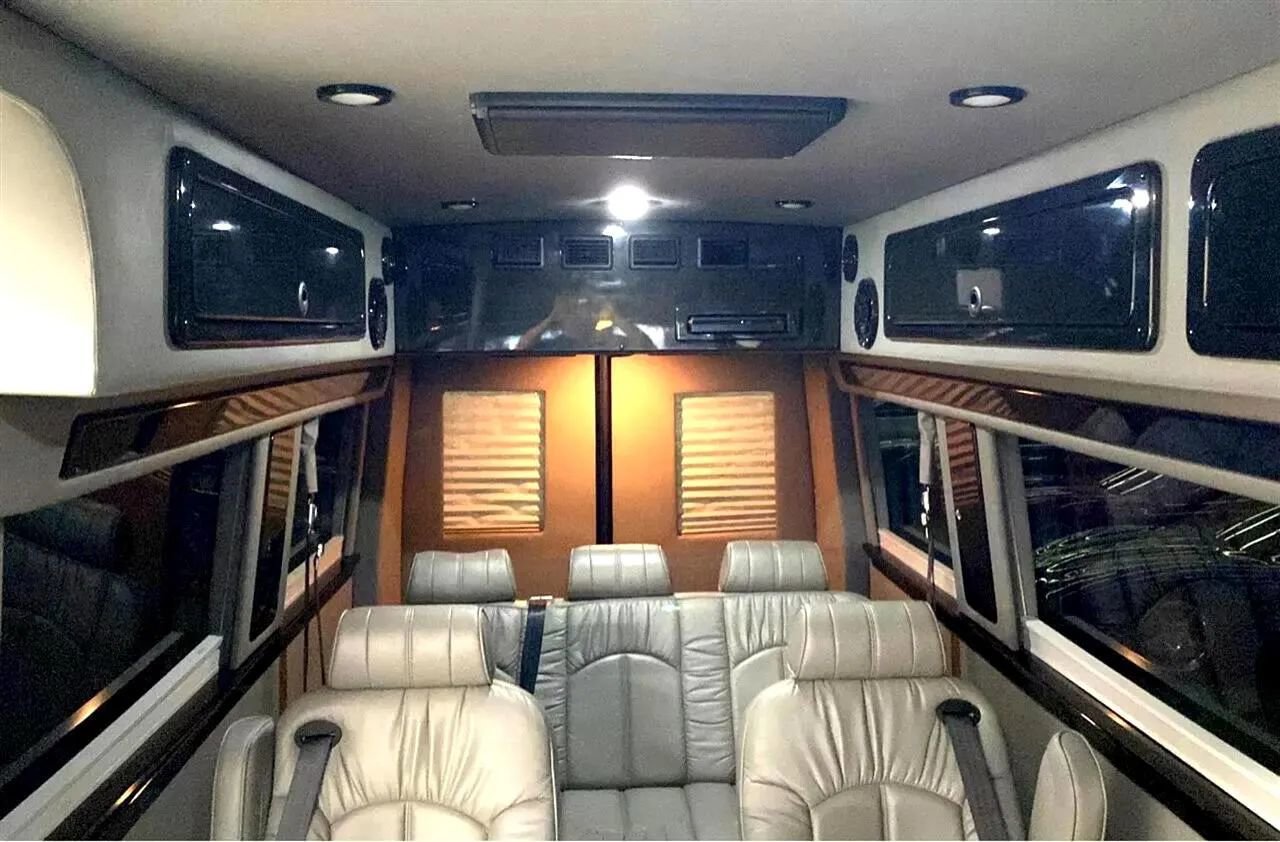 Used 2016 Mercedes-Benz Sprinter 2500 image 14