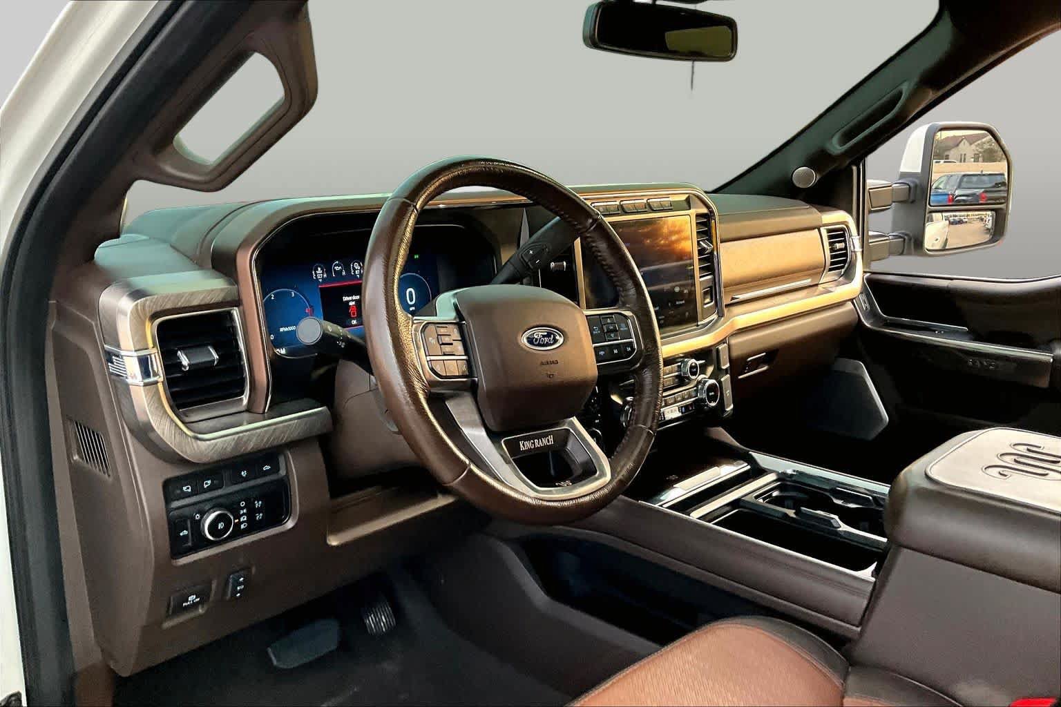 Used 2023 Ford F250 King Ranch w/ FX4 Off-Road Package AWD/4WD image 17