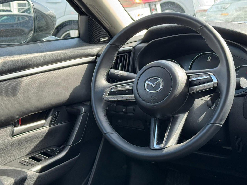 Used 2025 MAZDA CX-50 AWD 2.5 S w/ Premium Package image 11