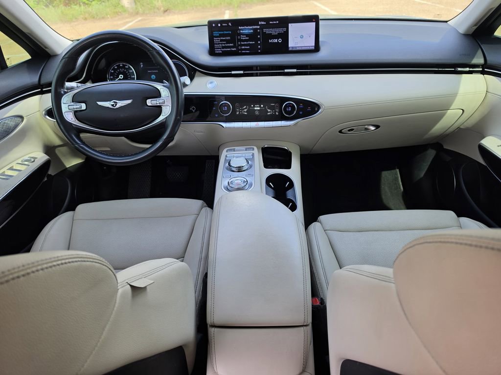 Used 2022 Genesis GV70 2.5T image 7