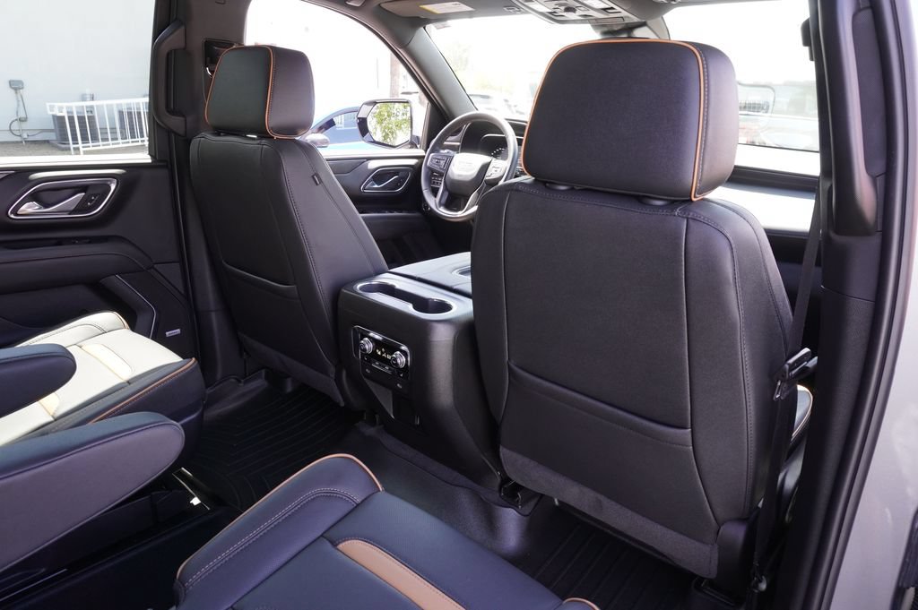 Certified 2024 GMC Yukon XL AT4 w/ AT4 Premium Package AWD/4WD image 12