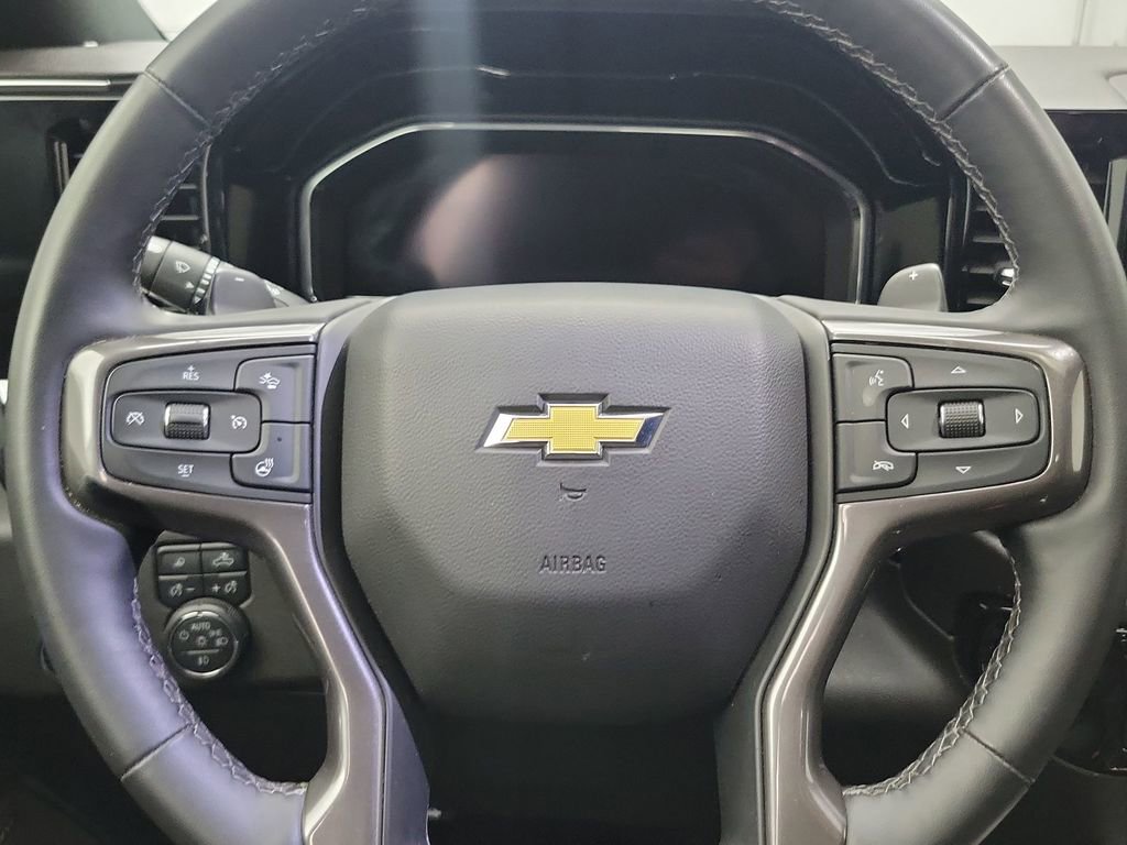 Used 2024 Chevrolet Silverado 1500 High Country w/ Technology Package image 24