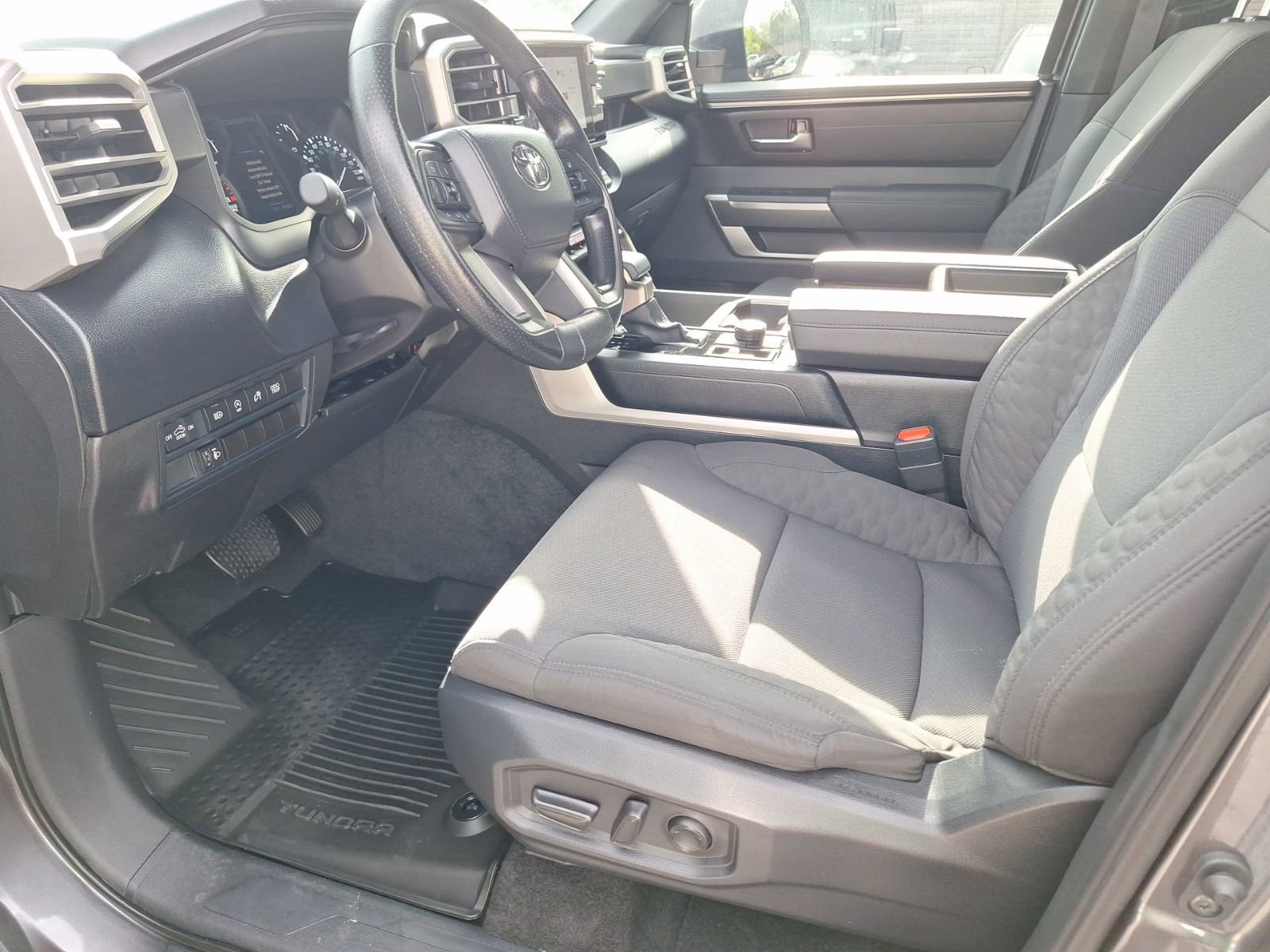 Used 2026 Toyota Tundra SR5 AWD/4WD image 15