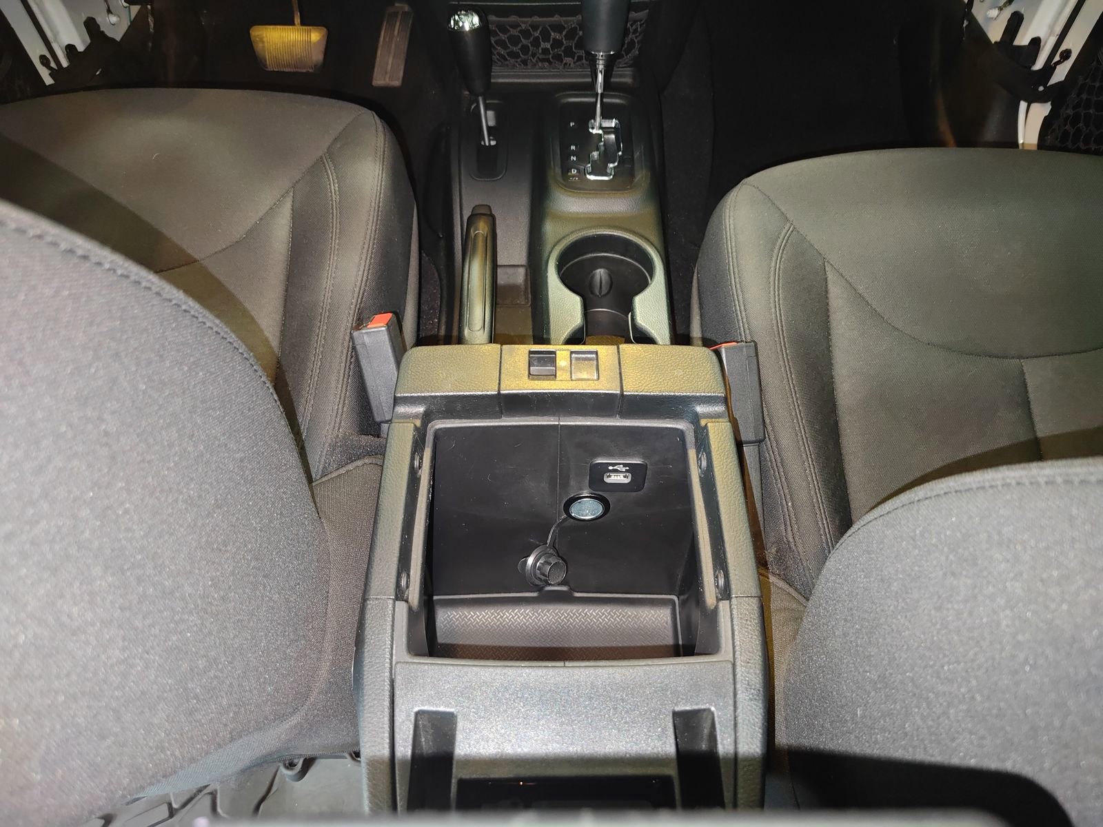 Used 2018 Jeep Wrangler Unlimited Sport S image 22