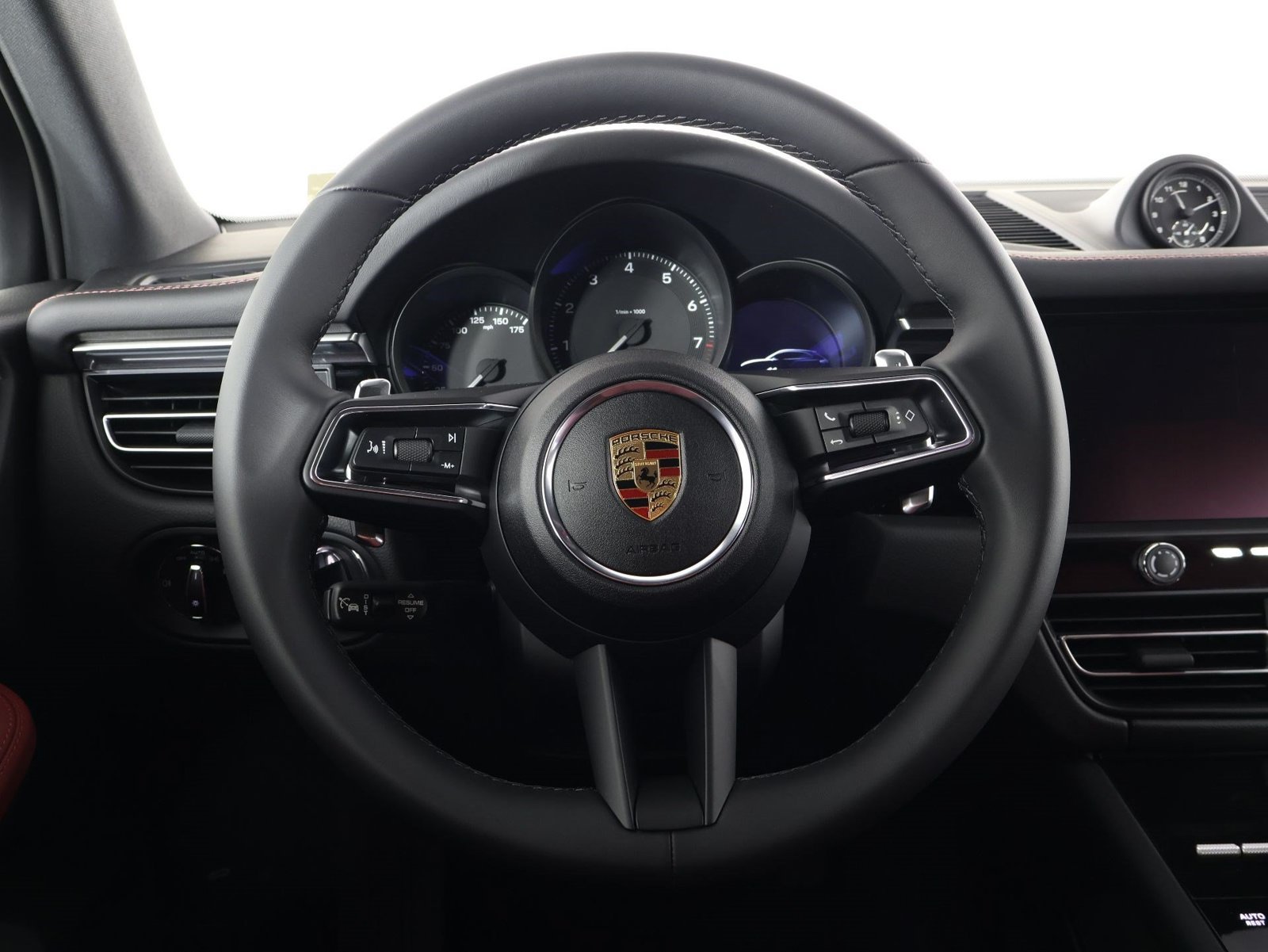 New 2026 Porsche Macan AWD/4WD image 12