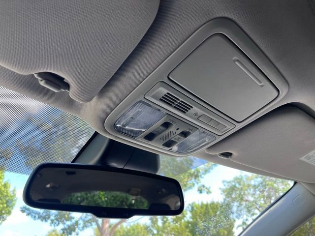 Used 2017 Honda Odyssey EX-L image 13