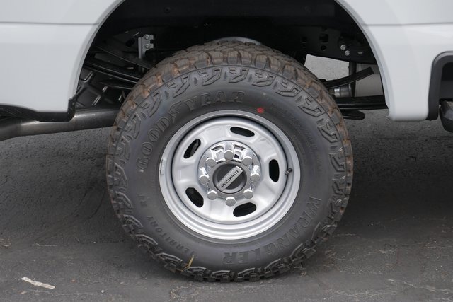 New 2025 Ford F350 XL w/ 360-Degree Camera Package image 11