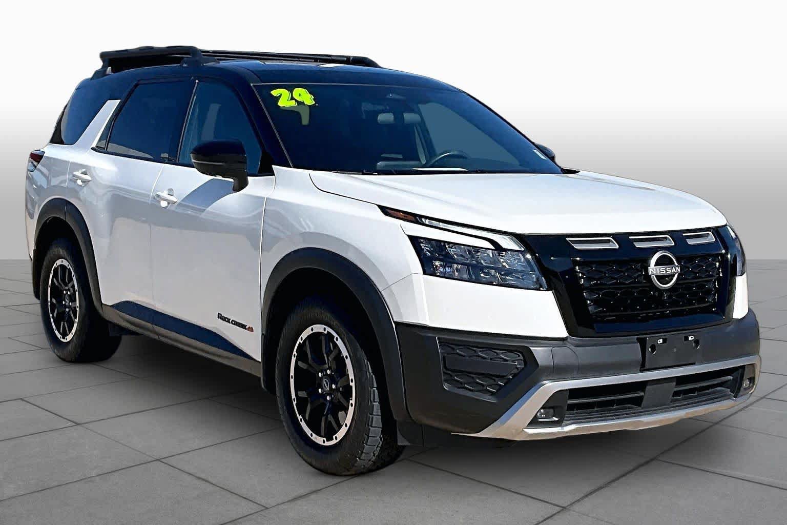 Used 2024 Nissan Pathfinder Rock Creek AWD/4WD image 3