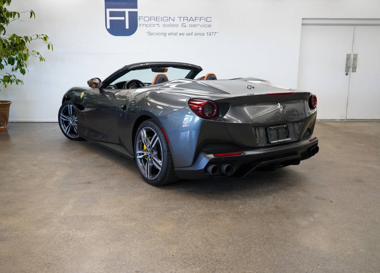 Used 2019 Ferrari Portofino RWD image 10