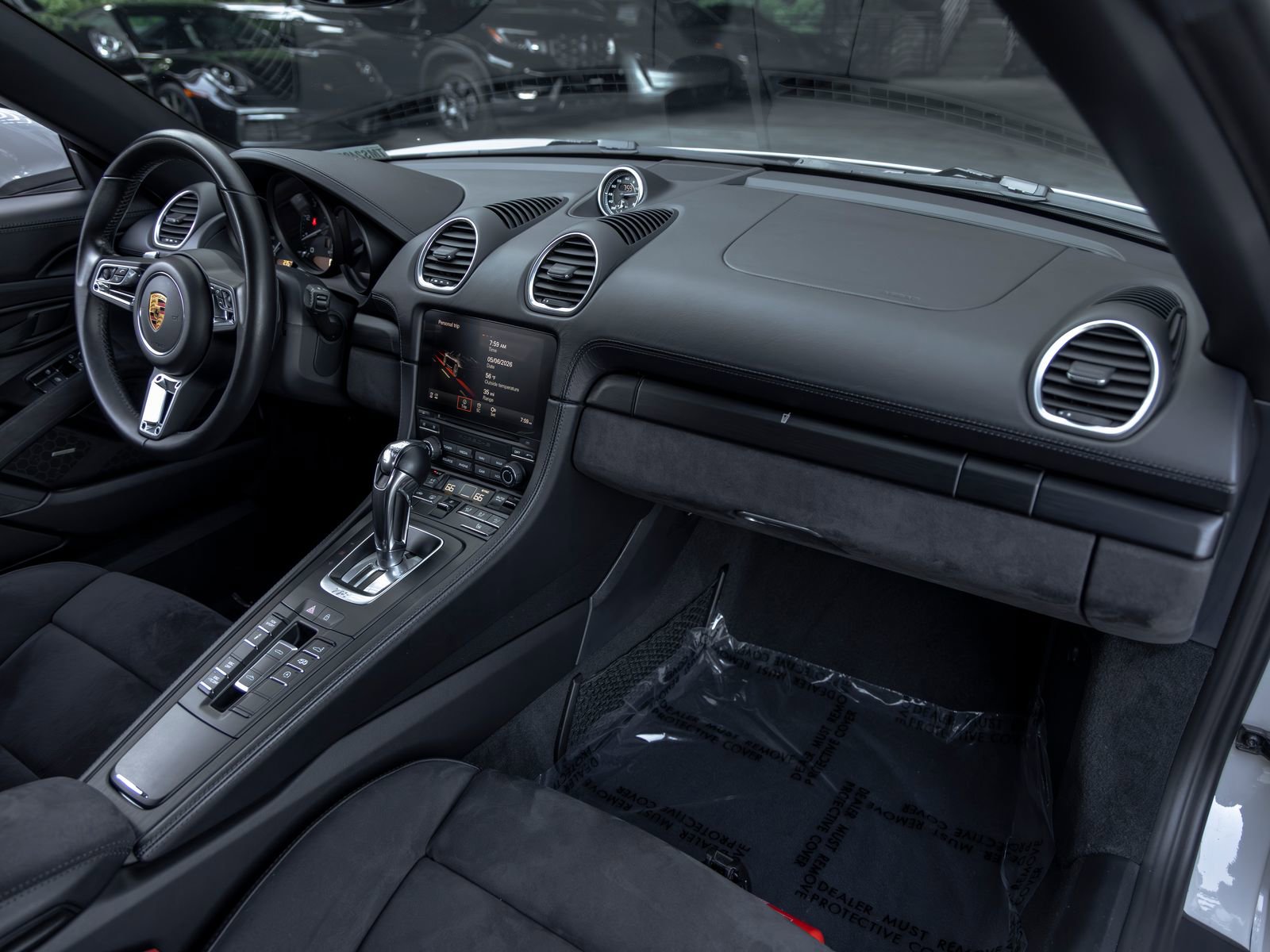 Used 2021 Porsche 718 Boxster Spyder RWD image 43