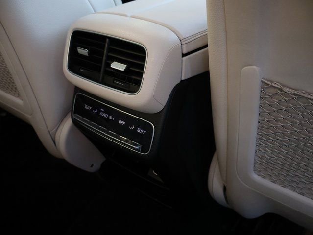 Used 2022 Mercedes-Benz GLS 450 4MATIC image 16