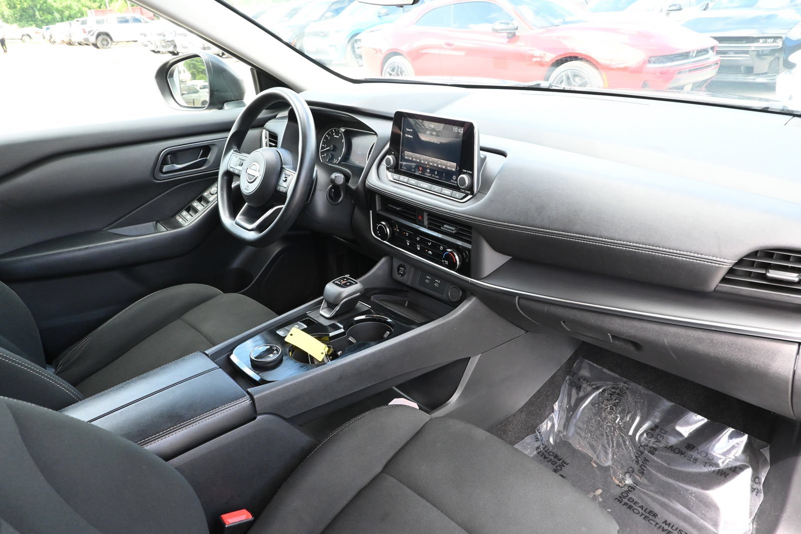 Used 2024 Nissan Rogue S AWD/4WD image 33