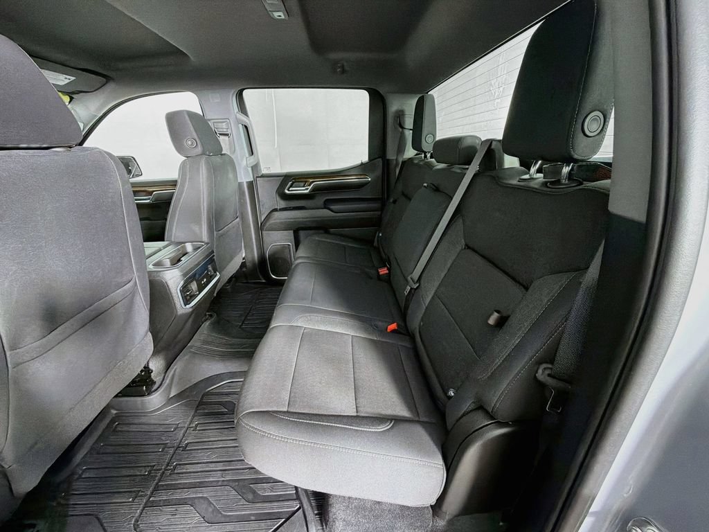 Used 2024 GMC Sierra 1500 Elevation w/ LPO, Elevation Black Package AWD/4WD image 25