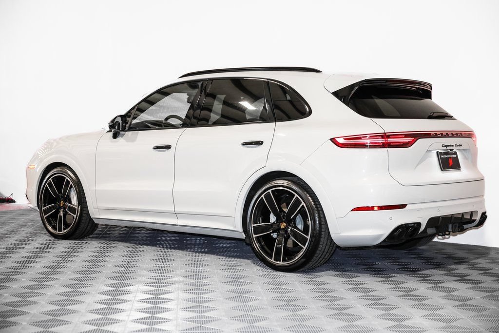 Used 2019 Porsche Cayenne Turbo AWD/4WD image 15
