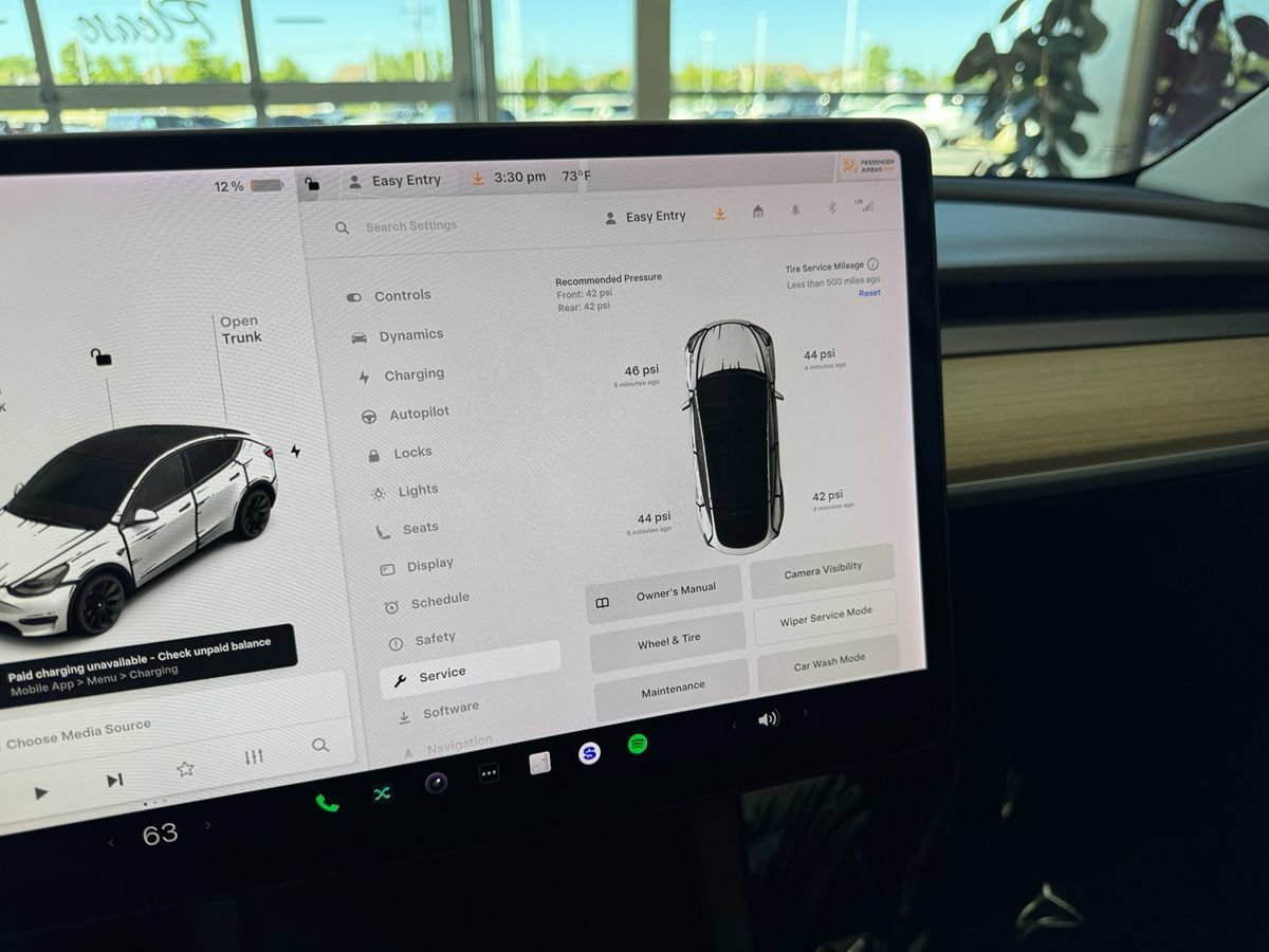 Used 2021 Tesla Model Y Long Range AWD/4WD image 31